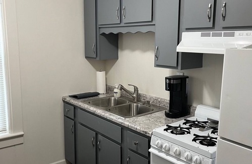 Sterling Apartment | Cozy 1 Bedroom, Ideal for Traveling Professionals