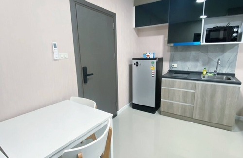Kho Hong Condo | Cozy 1-bedroom condo in perfect Tambon Kho Hong with WiFi, fitness room