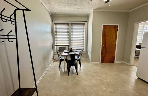 Beech Grove Apartment | Cozy 1BR on Main St 10 min to Indy