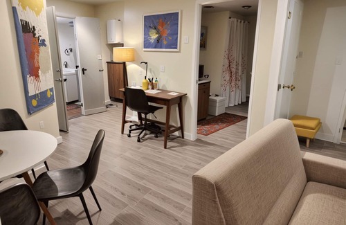 Pico-Union Hotel | Cozy 1BR Suite with AC & WiFi Charming Los Angeles Stay