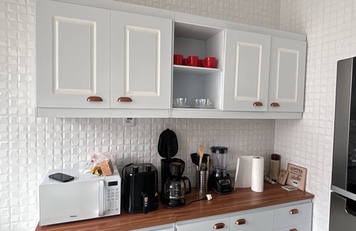 Cremacao Apartment | Cozy 2-bedroom apartment with AC, WiFi in charming Nazaré great for families.