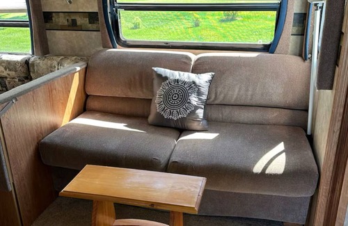 Apple River House | Cozy 2-bedroom RV in charming Apple River with AC