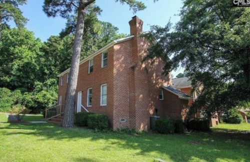Forest Acres House | Cozy 2-bedroom townhome in awesome Columbia with AC.