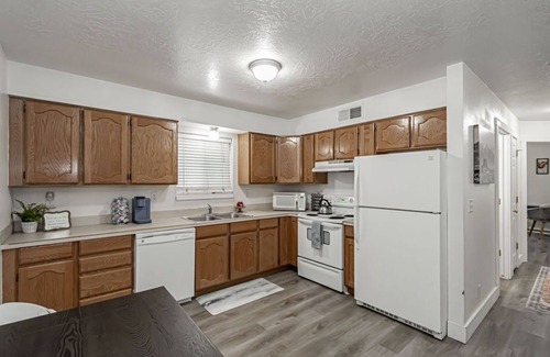Rexburg Apartment | Cozy 2br- 3 blocks from BYU-Idaho