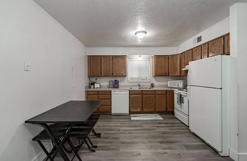 Rexburg Apartment | Cozy 2br- 3 blocks from BYU-Idaho