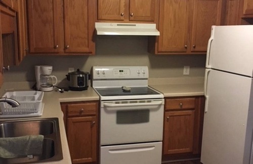 Lake Oconee House | Cozy 2BR Townhouse in a quiet cove on Lake Oconee