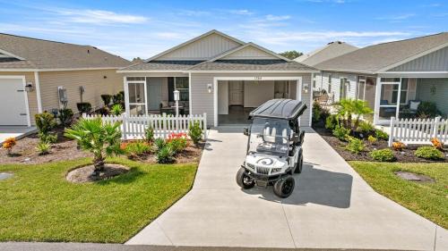 Sumter County House | Cozy 2BR With Golfcart 5 Mins to Eastport Sq