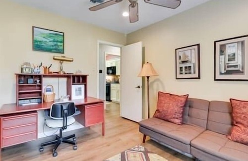 Lafayette House | Cozy 3 bed, 2 bath, plus an office space & a pool in midtown