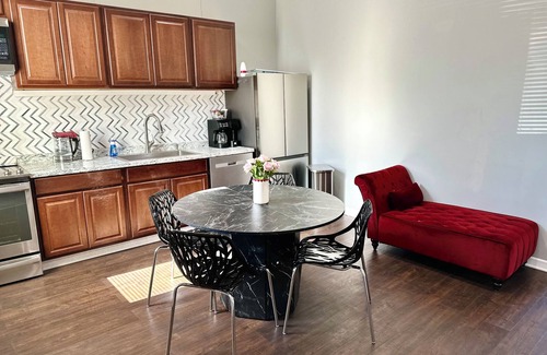 Glenwood House | Cozy 3-bedroom townhome in welcoming Glenwood with WiFi, AC and Park 2 min drive