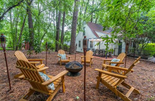 Cary House | Cozy 4bd Home - NC State & Airport nearby