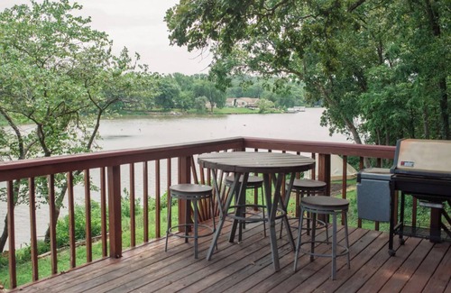 Crystal Lakes Cabin | Cozy A-Frame Cabin - Lakefront Getaway in Nature