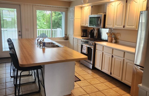 Hudson House | Cozy A-frame on Lime Lake