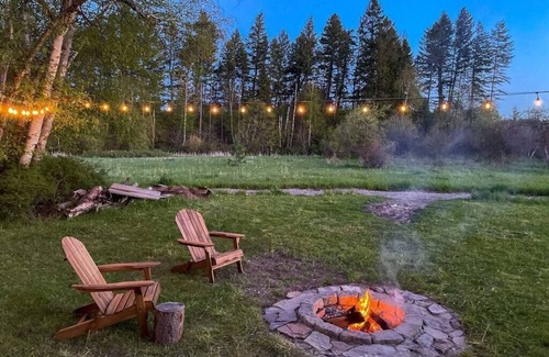 Columbia Falls Cabin | Cozy Abode w/Sauna & Views