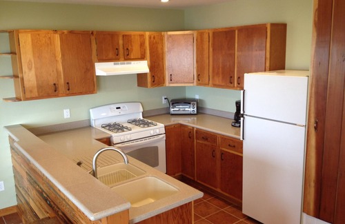 Porter Beach Cottage | Cozy and Charming Beach Getaway on Lovely Lake Michigan