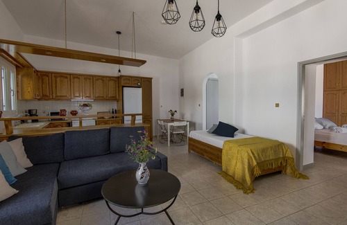 Drios House | Cozy and comfortable Cycladic home to enjoy hospitality in Dryos of Paros Island