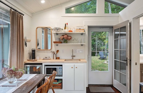 Cullowhee Apartment | Cozy and comfortable, recently update studio house near Highlands and Cashiers