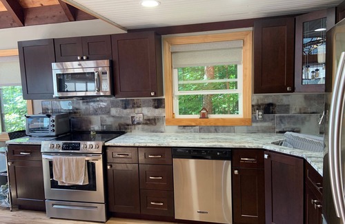 Union House | Cozy and Comfortable "A" Frame Chalet minutes from Downtown Wolfeboro