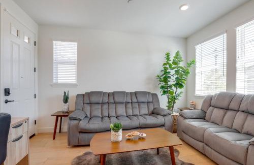 Woodland House | Cozy and Convenient Residential Duplex in Woodland