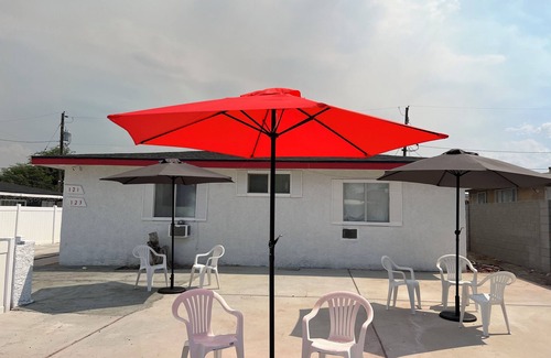 North Las Vegas House | Cozy and quiet, 3 minutes from the strip, 20 minutes from the airport