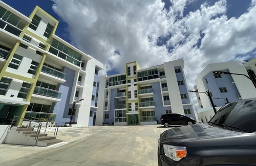 Guaricano Apartment | Cozy Apartment with Pool View 10 minutes USA Embassy