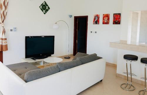 Abomey-Calavi Apartment | Cozy apartment in Calavi-Akassato - V2