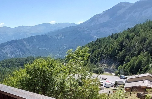 Barcelonnette Apartment | Cozy apartment in Barcelonnette, 4 pers, balcony, TV, equipped kitchen