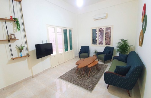Beirut Apartment | Cozy apartment in the city center/ 24h electricity
