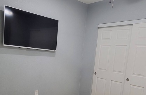 Centennial Hills Apartment | Cozy apartment with free parking, WiFi and laundry