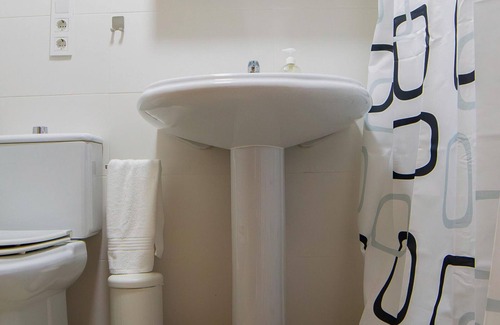 Baza Apartment | Cozy apartment with practical amenities in Baza