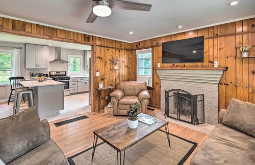 Skyland Cottage | Cozy Arden Cottage, 2 Mi to Lake Julian Park!