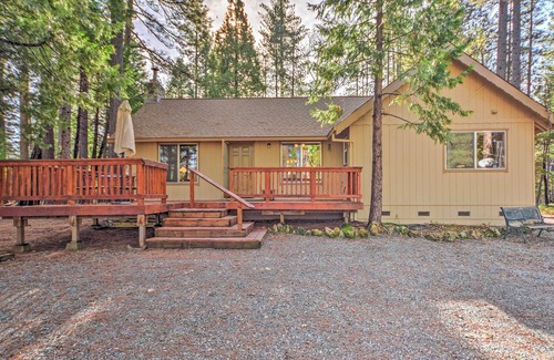 Arnold House | Cozy Arnold Hideaway w/ Serene Wooded Views & Deck