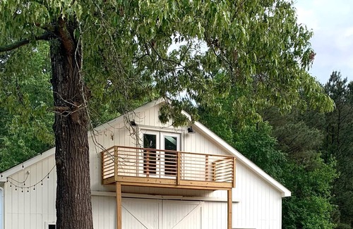 Southern Pines House | Cozy Barn Apt