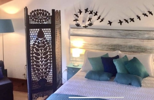 Cabore Ski Chalet | Cozy Blue House! Ideal for relaxing with style and good taste!