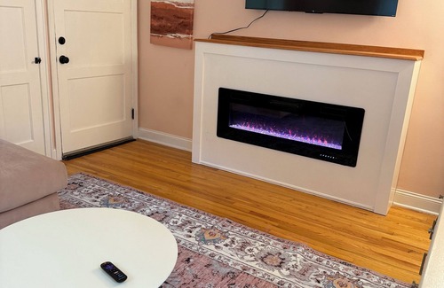 Ericsson House | Cozy bungalow in Minneapolis