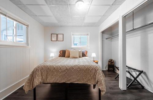 Palmerton House | Cozy Bungalow tucked in Blue Mountain foothills