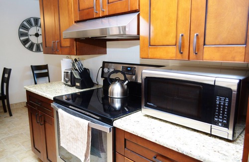 Highland Pines Cabin | Cozy Cabin: Deck, Hot Tub, Views & Starry Nights