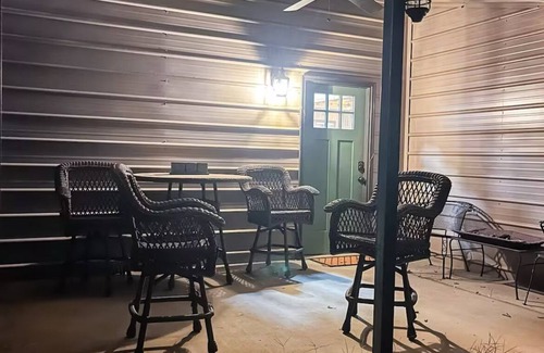 Ruffin Cabin | Cozy cabin in awesome Bamberg with WiFi! Pets allowed as well!