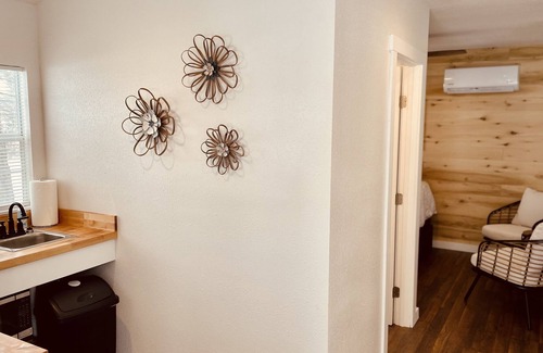 Post Falls Cabin | Cozy cabin in the trees