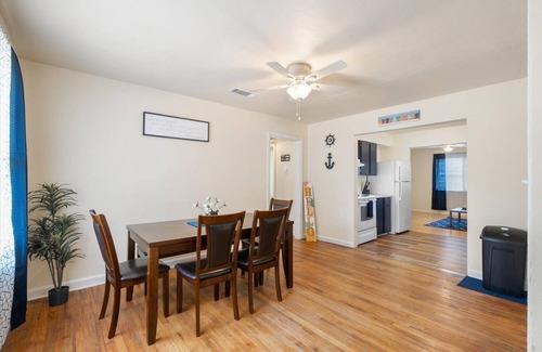 Pensacola House | Cozy Cabin Near Downtown & Navy Base