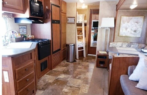 Seven Oaks House | Cozy Camper in St. Andrews, Irmo, Harbison Blvd.
