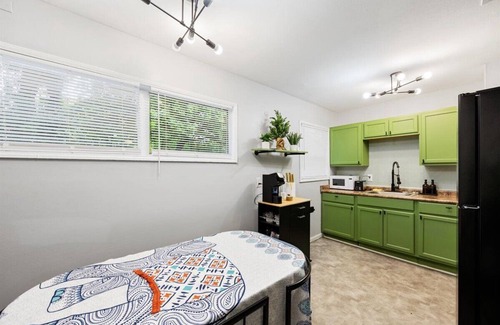 Macon House | Cozy & Clean 3 bed/1 bath in Macon