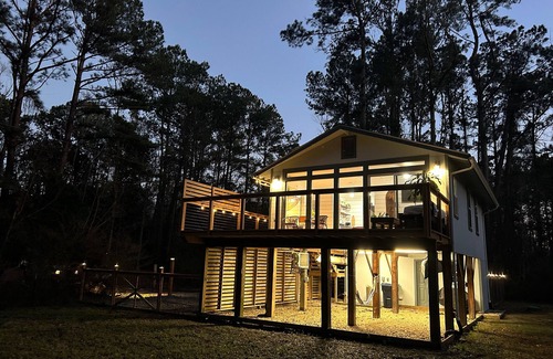 Theodore House | Cozy coastal oasis w/wooded views and wrap around deck. Close to Dauphin Island