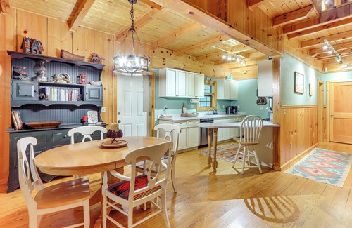 Ellijay Cabin | Cozy Cohutta Cabin: Creekside Cabin in Ellijay!