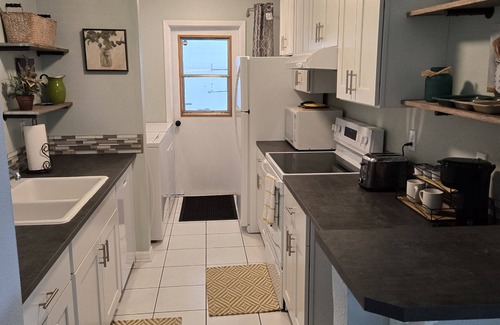 Saint Augustine Shores House | Cozy, comfy, quiet entire home in St. Augustine Close to beaches and downtown