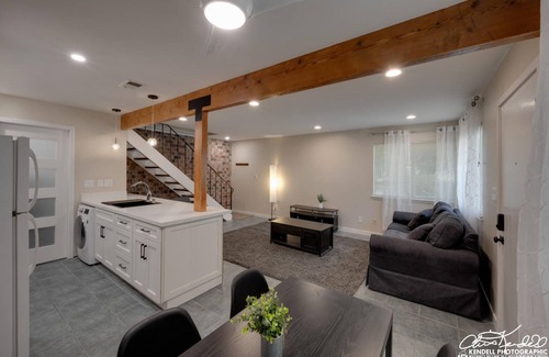 Davis Condo | Cozy Condo in Davis near Greenbelt & Park