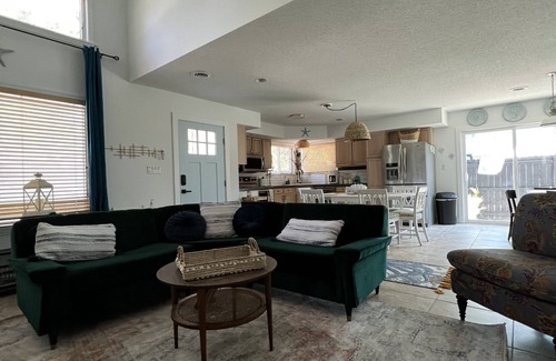 Little River Cottage | Cozy Cottage in a Fishing Village of Historic Little River