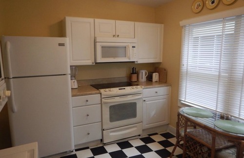 Historic District Cottage | Cozy Cottage in the Heart of Historic District!