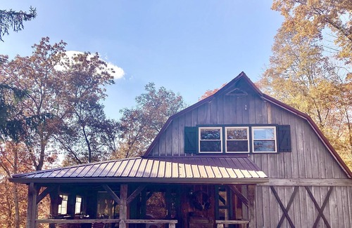 Fort Ritner Cabin | Cozy cottage on 100+ private wooded acres with hot tub