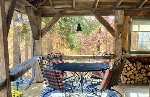 Fort Ritner Cabin | Cozy cottage on 100+ private wooded acres with hot tub