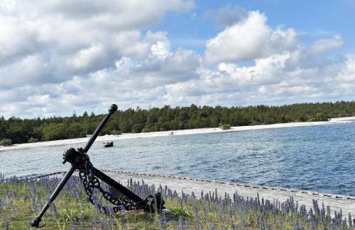 Larbro Apartment | Cozy cottage on Gotland with sauna near salty baths